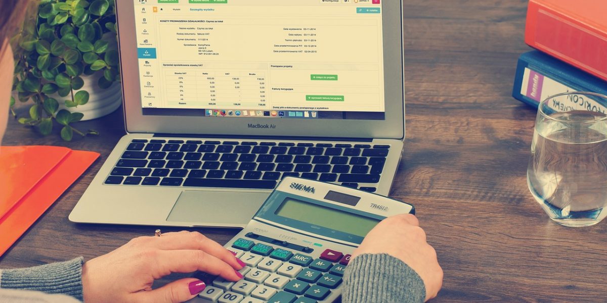 bookkeeping, accounting, taxes-615384.jpg