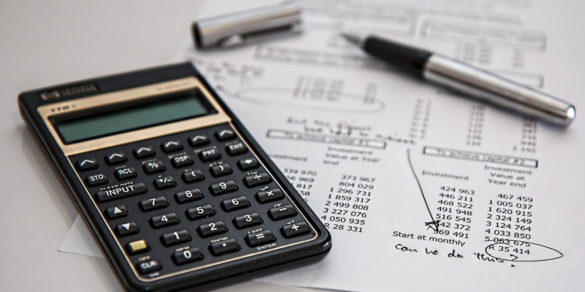 calculator, calculation, insurance-385506.jpg